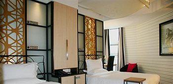 Zhengzhou Yujia Hotel Cultural Road מראה חיצוני תמונה