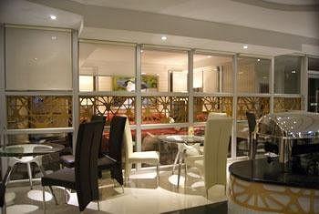 Zhengzhou Yujia Hotel Cultural Road מראה חיצוני תמונה